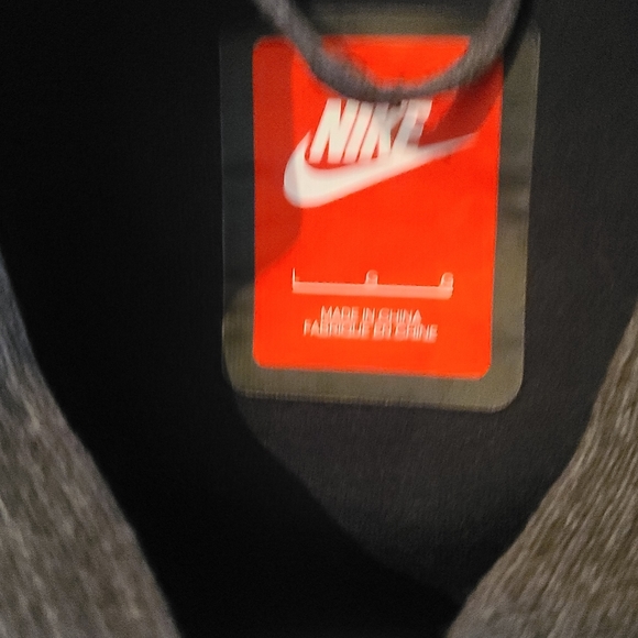 Nike jacket - Picture 2 of 4